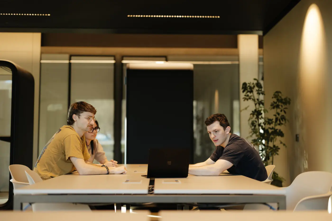 Équipe au travail chez Bord de Meuse