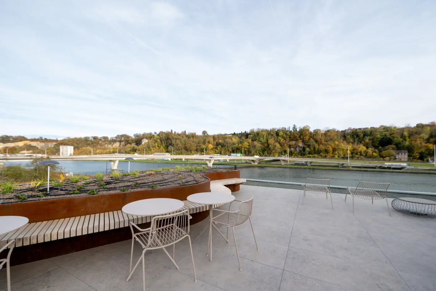 Rooftop avec vue sur la Meuse